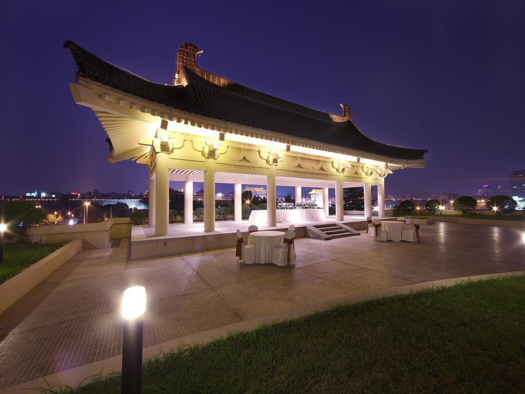 Xi'An Dajing Castle Hotel Экстерьер фото